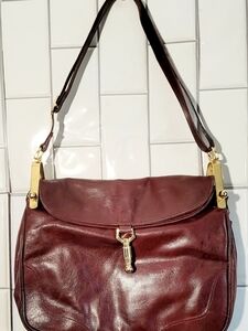 Vintage Medium Size Burgundy Leather Shoulder Purse with Gold Hardware D…